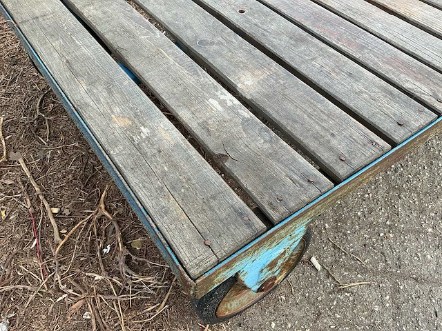 Vintage transportkar - afbeelding 3 van  4