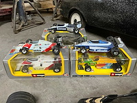 Vintage trapauto en burago raceauto - afbeelding 6 van  8