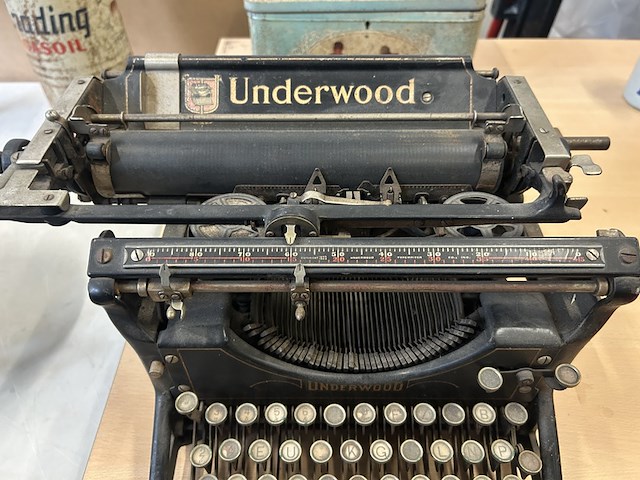 Vintage typmachine underwood - afbeelding 3 van  5