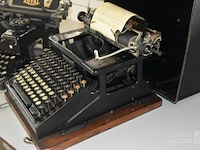 Vintage typmachines - afbeelding 8 van  12
