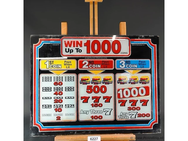 Vintage uitbetalingsglas (paytable glass) van een igt sizzling 7's gokautomaat - afbeelding 2 van  6