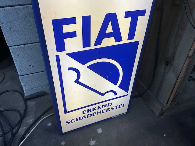 Vintage verlicht fiat schade-garant reclamebord – uniek eyecatcher - afbeelding 3 van  5