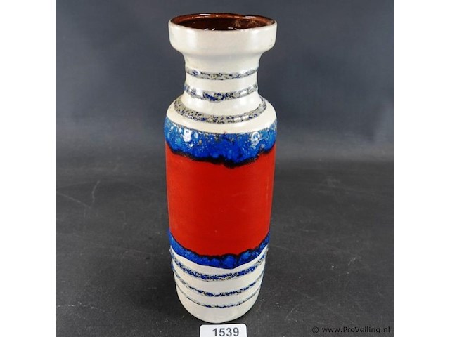 Vintage w-germany vaas met rood en blauw fat lava glazuur - afbeelding 1 van  5