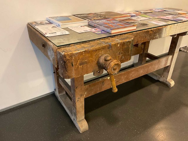Vintage werkbank - afbeelding 3 van  3