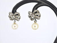 Vintage witgouden oorbellen met parels en diamant - afbeelding 3 van  8
