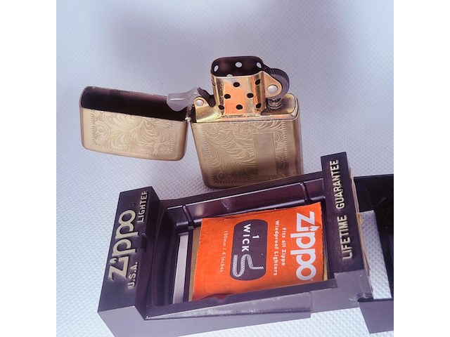 Vintage zippo brass aansteker - full set - afbeelding 4 van  9