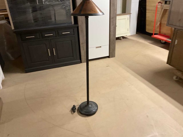 Viro vloerlamp - afbeelding 3 van  9