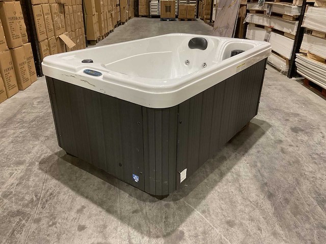 Virpol 2 persoons jacuzzi en buitenspa - afbeelding 2 van  21