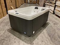 Virpol 2 persoons jacuzzi en buitenspa - afbeelding 2 van  21