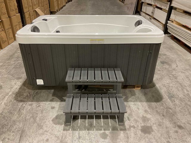 Virpol 2 persoons jacuzzi en buitenspa - afbeelding 1 van  21