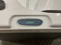 Virpol 2 persoons jacuzzi en buitenspa - afbeelding 19 van  21