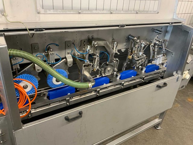 Vis filleer machine - afbeelding 5 van  7