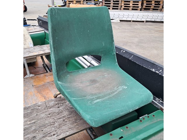 Visboot met buitenboord motor en trailer, yamaha, groen - afbeelding 3 van  32