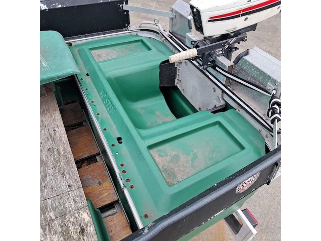 Visboot met buitenboord motor en trailer, yamaha, groen - afbeelding 6 van  32