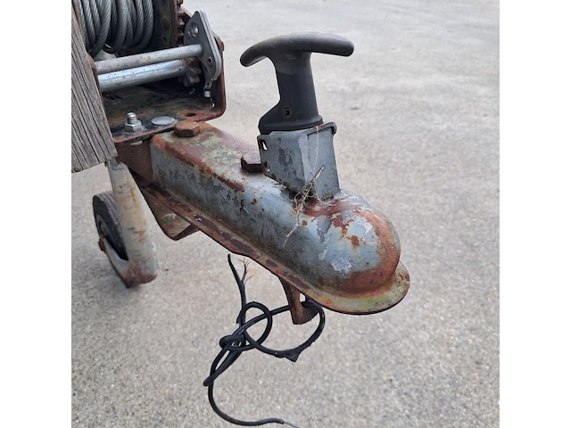 Visboot met buitenboord motor en trailer, yamaha, groen - afbeelding 18 van  32