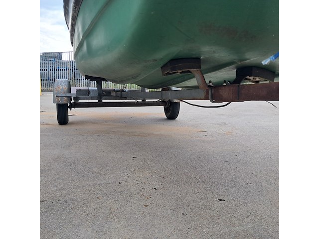 Visboot met buitenboord motor en trailer, yamaha, groen - afbeelding 20 van  32