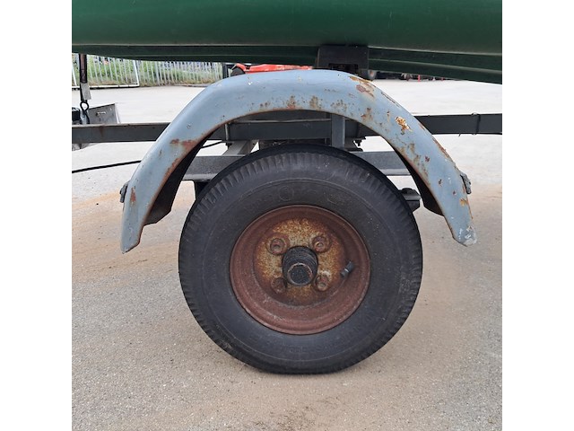 Visboot met buitenboord motor en trailer, yamaha, groen - afbeelding 21 van  32