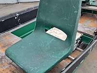 Visboot met buitenboord motor en trailer, yamaha, groen - afbeelding 32 van  32