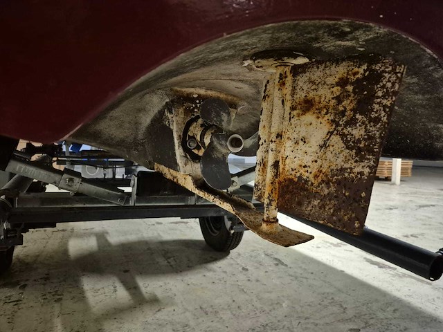 Visboot met inboard motor en kanteltrailer - afbeelding 15 van  35