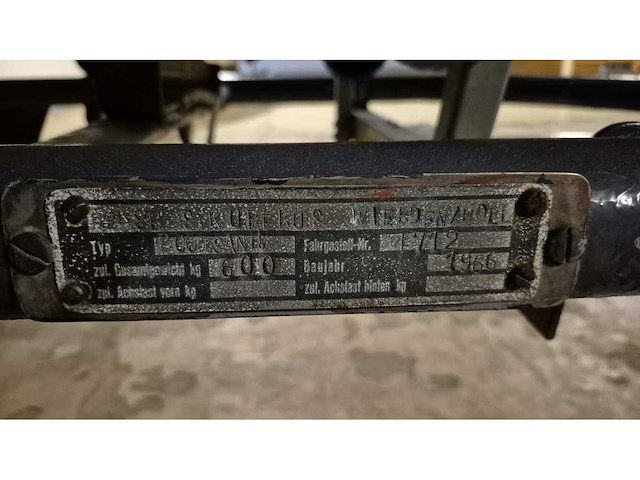 Visboot met inboard motor en kanteltrailer - afbeelding 29 van  35