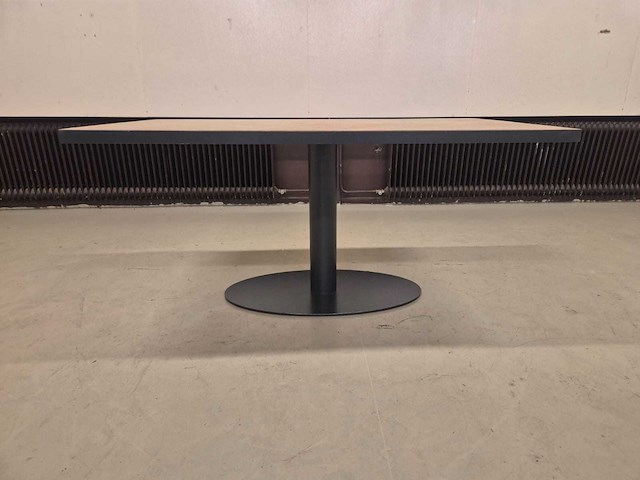 Visgraat - eetkamer - tafel - diningtable - afbeelding 2 van  6