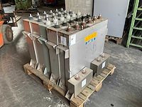 Vishay dcmkp 4.2/3.85 mf/4/b dc link condensator (5x) - afbeelding 1 van  8