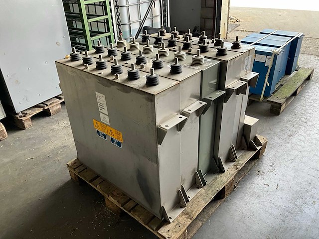 Vishay dcmkp 4.2/3.85 mf/4/b dc link condensator (5x) - afbeelding 4 van  8