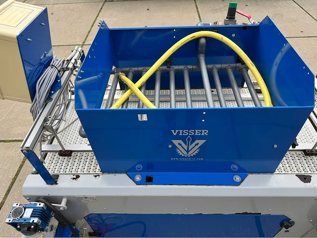 Visser tray watergeef machine - afbeelding 3 van  19