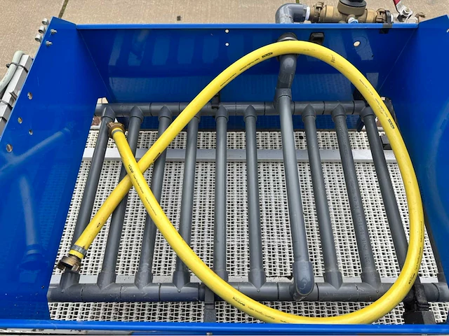 Visser tray watergeef machine - afbeelding 5 van  19