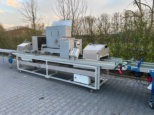 Visser tray zaai-lijn machine - afbeelding 9 van  41