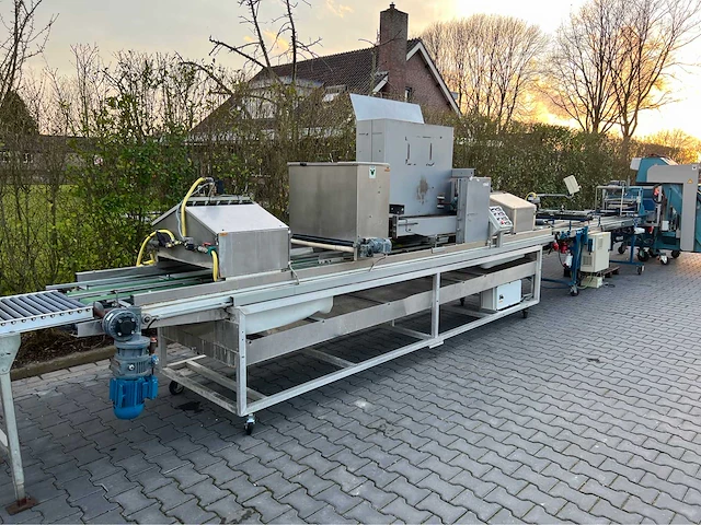 Visser tray zaai-lijn machine - afbeelding 17 van  41