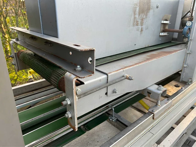 Visser tray zaai-lijn machine - afbeelding 30 van  41