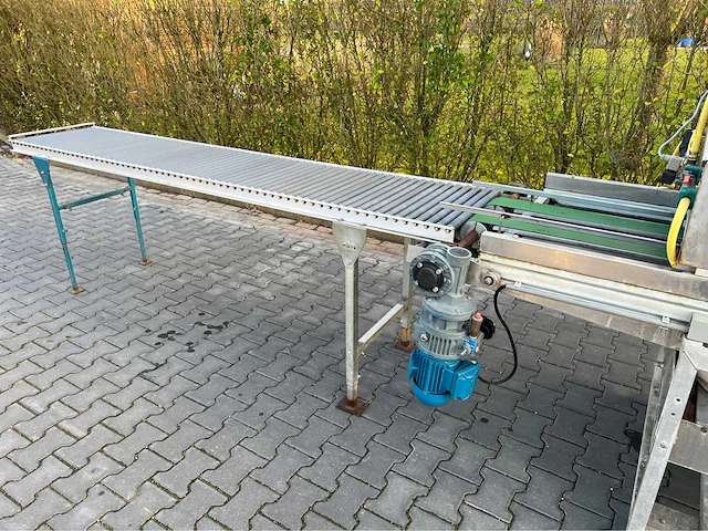 Visser tray zaai-lijn machine - afbeelding 33 van  41