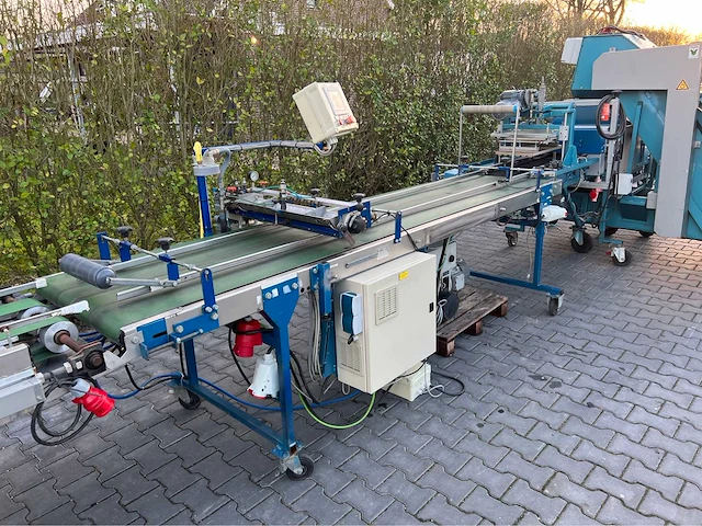 Visser tray zaai-lijn machine - afbeelding 39 van  41