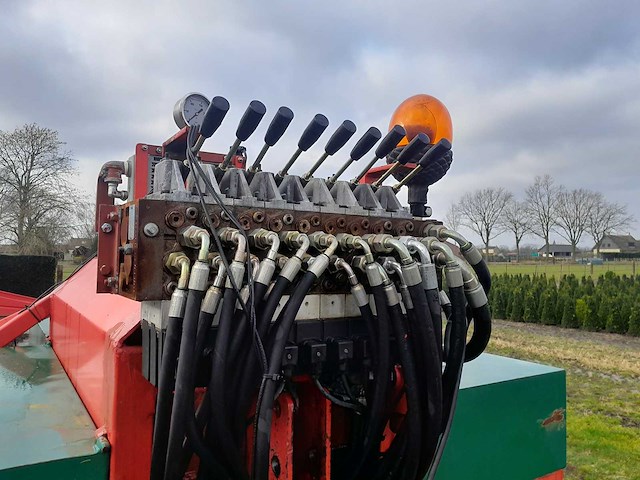 Vissers - automatische schoffelmachine - afbeelding 8 van  10