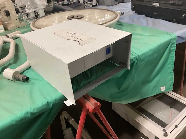 Visum led power suply surgical light system - afbeelding 1 van  4