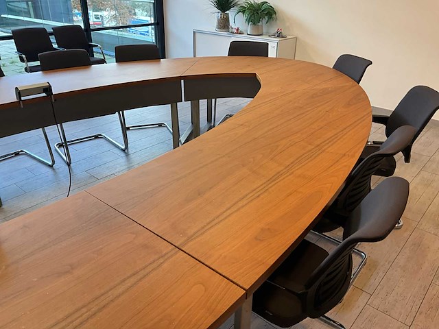 Visvormige conferentietafel - afbeelding 7 van  10