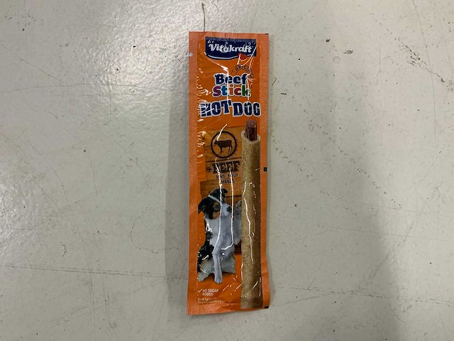 Vitakraft beefstick hot dog hondensnacks (50x) - afbeelding 1 van  3