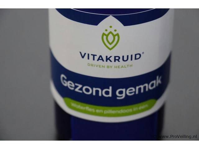 Vitakruid gezond gemak — waterfles en pillendoos in één - 17 stuks - afbeelding 2 van  4
