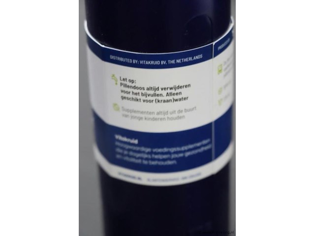 Vitakruid gezond gemak — waterfles en pillendoos in één - 17 stuks - afbeelding 3 van  4