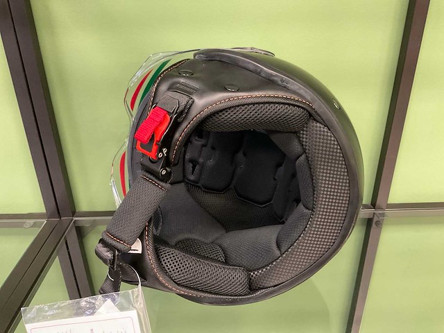 Vito loreto - l helm - afbeelding 6 van  8