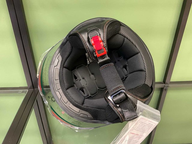 Vito loreto - l helm - afbeelding 7 van  8