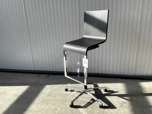 Vitra - .03 - stool - afbeelding 1 van  7