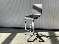 Vitra - .03 - stool - afbeelding 1 van  7