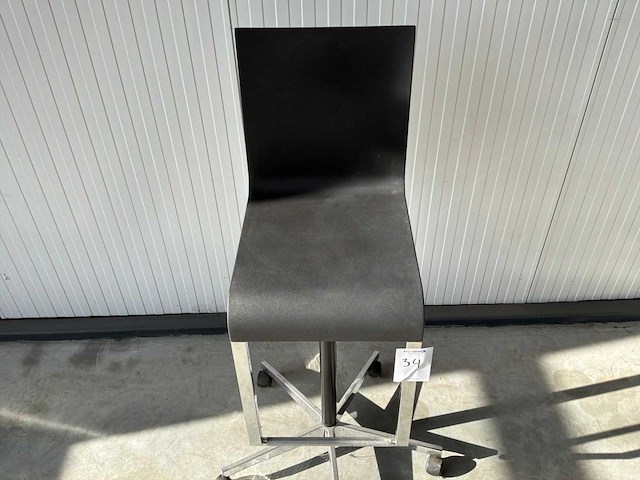 Vitra - .03 - stool - afbeelding 4 van  7