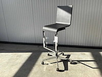 Vitra - .03 - stool - afbeelding 1 van  7