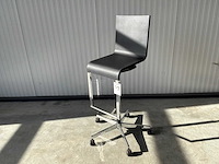 Vitra - .03 - stool
