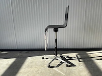 Vitra - .03 - stool - afbeelding 2 van  7