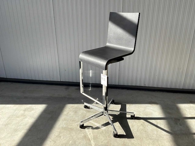 Vitra - .03 - stool - afbeelding 1 van  7