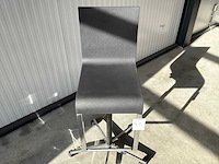 Vitra - .03 - stool - afbeelding 4 van  7